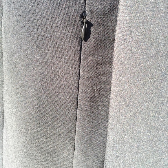 Burns 2 button notched collar zipper side pockets - Picture 6 of 7